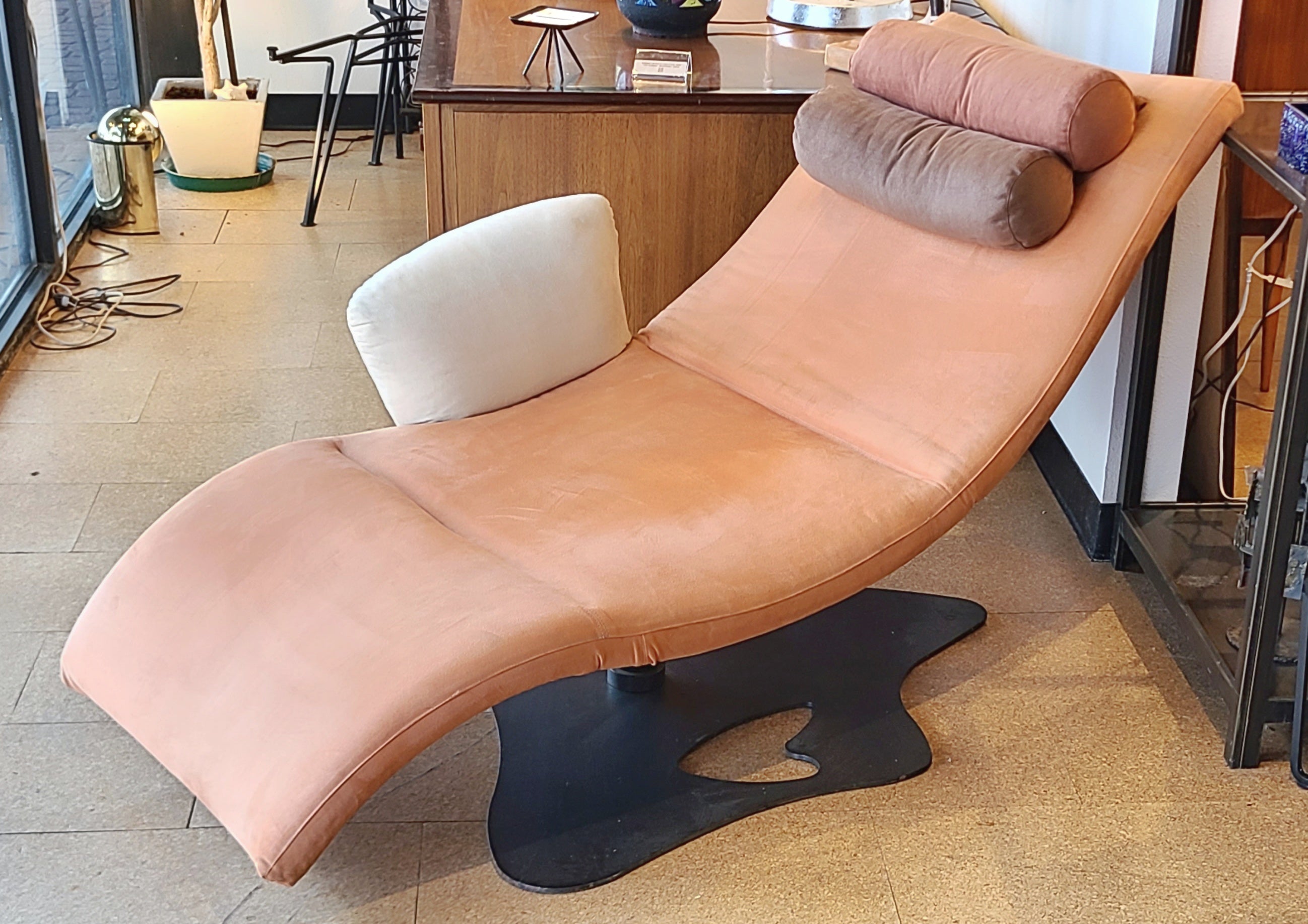 POST MODERN ‘DIVA’ CHAISE LOUNGE BY GIORGIO SAPORITI FOR IL LOFT (ITALY)