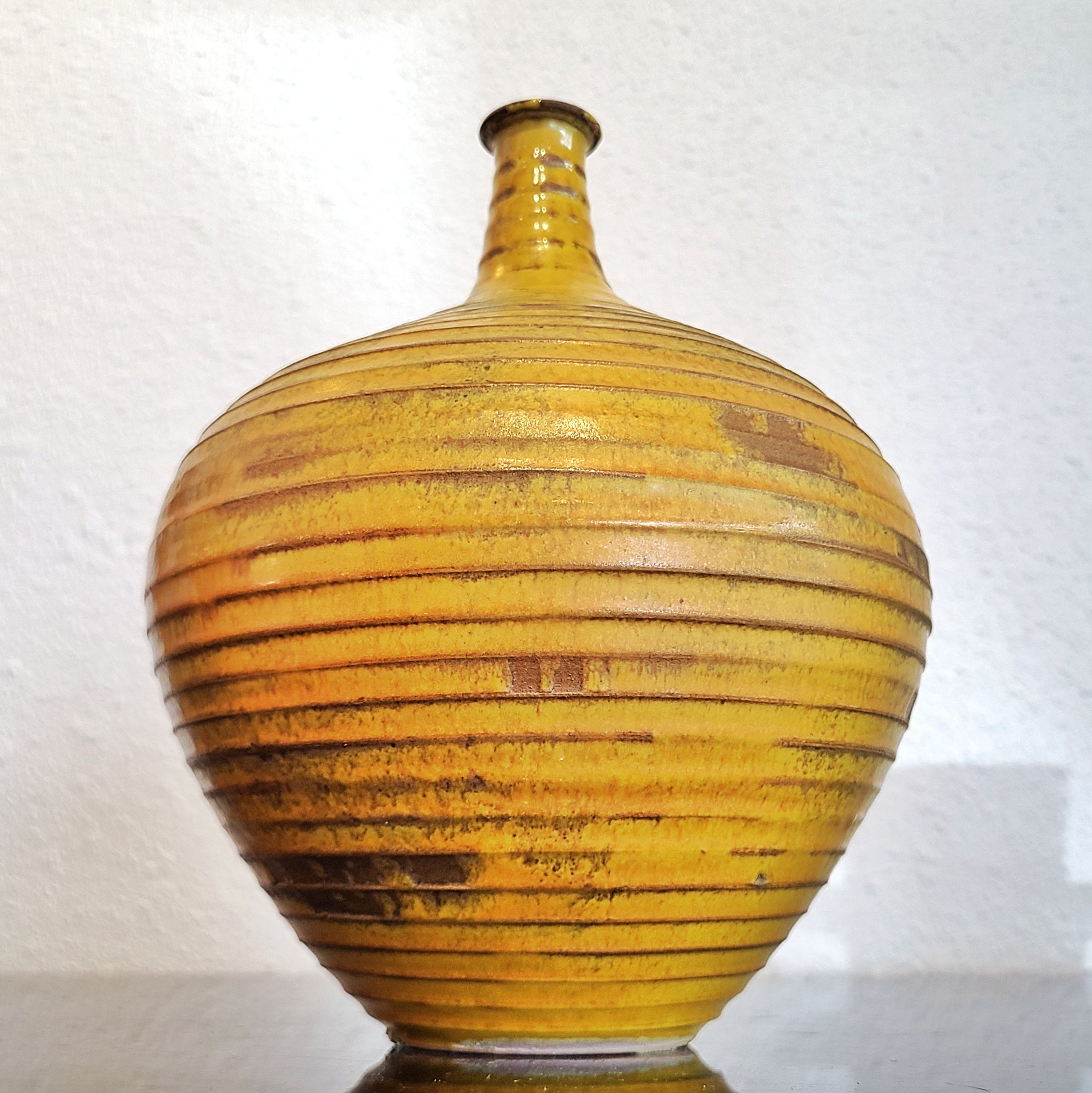 BULBOUS THIN-NECKED VASE WITH RIDGES BY ALVINO BAGNI