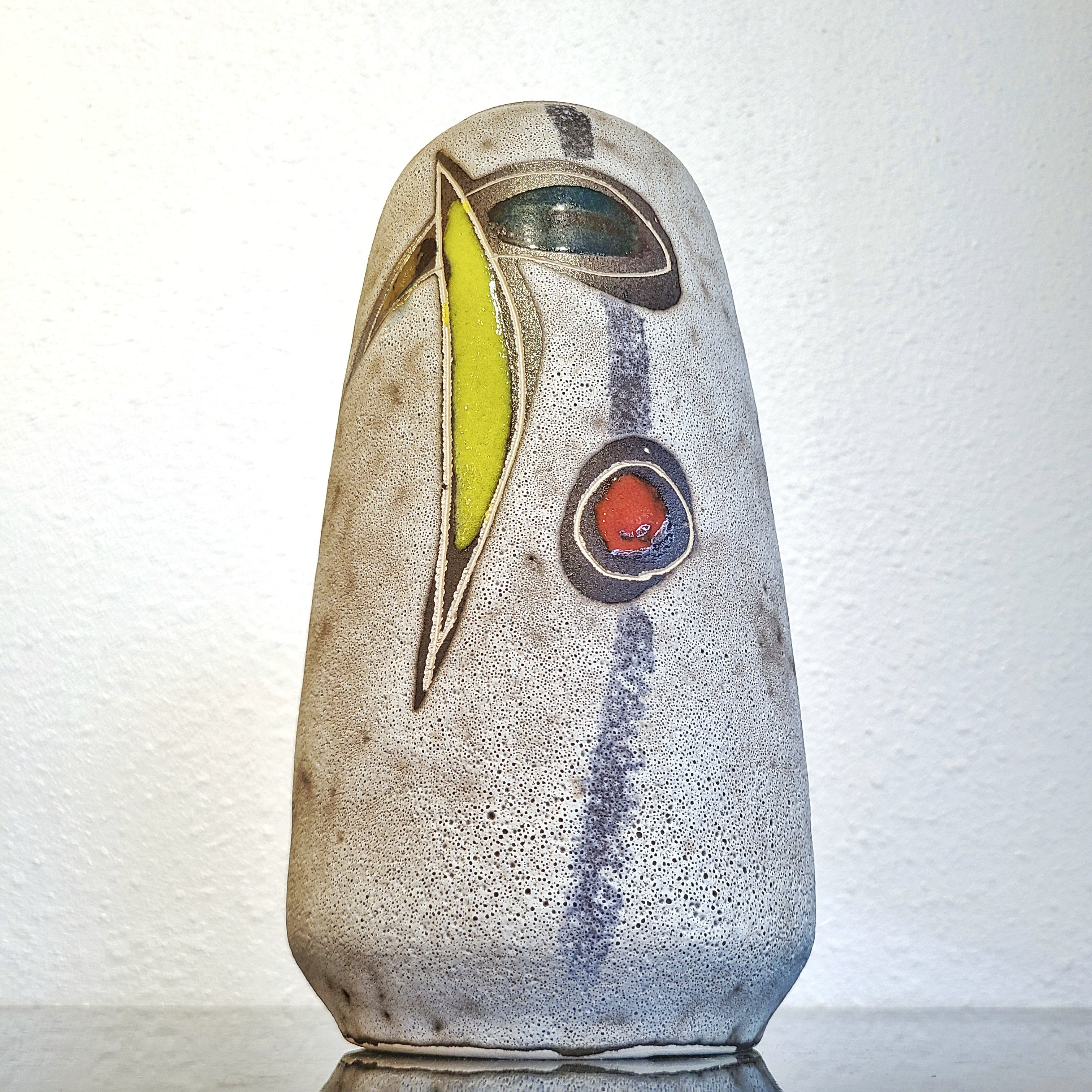 SCHEURICH ABSTRACT FRUIT MOTIF VASE Nr. 203/26