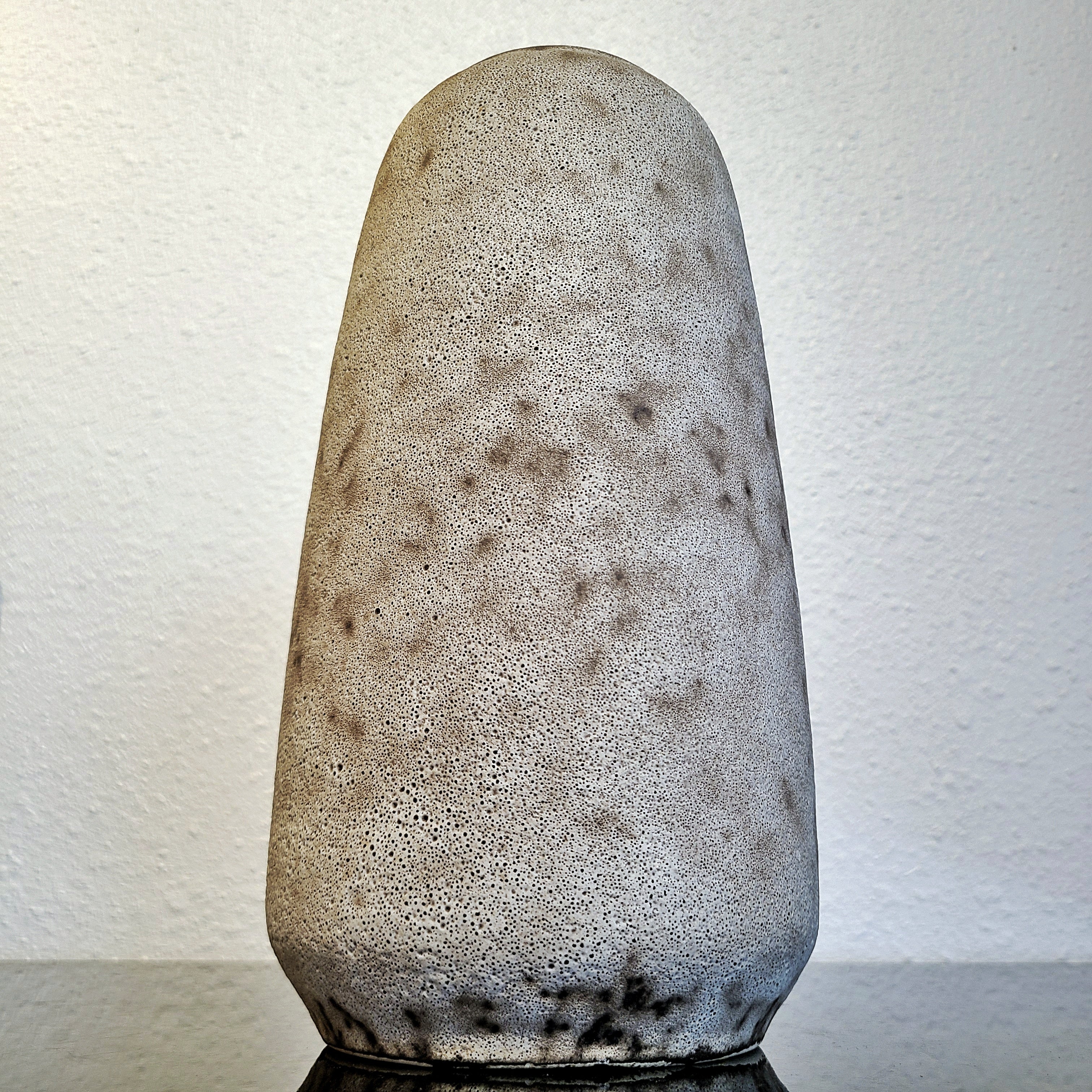 SCHEURICH ABSTRACT FRUIT MOTIF VASE Nr. 203/26