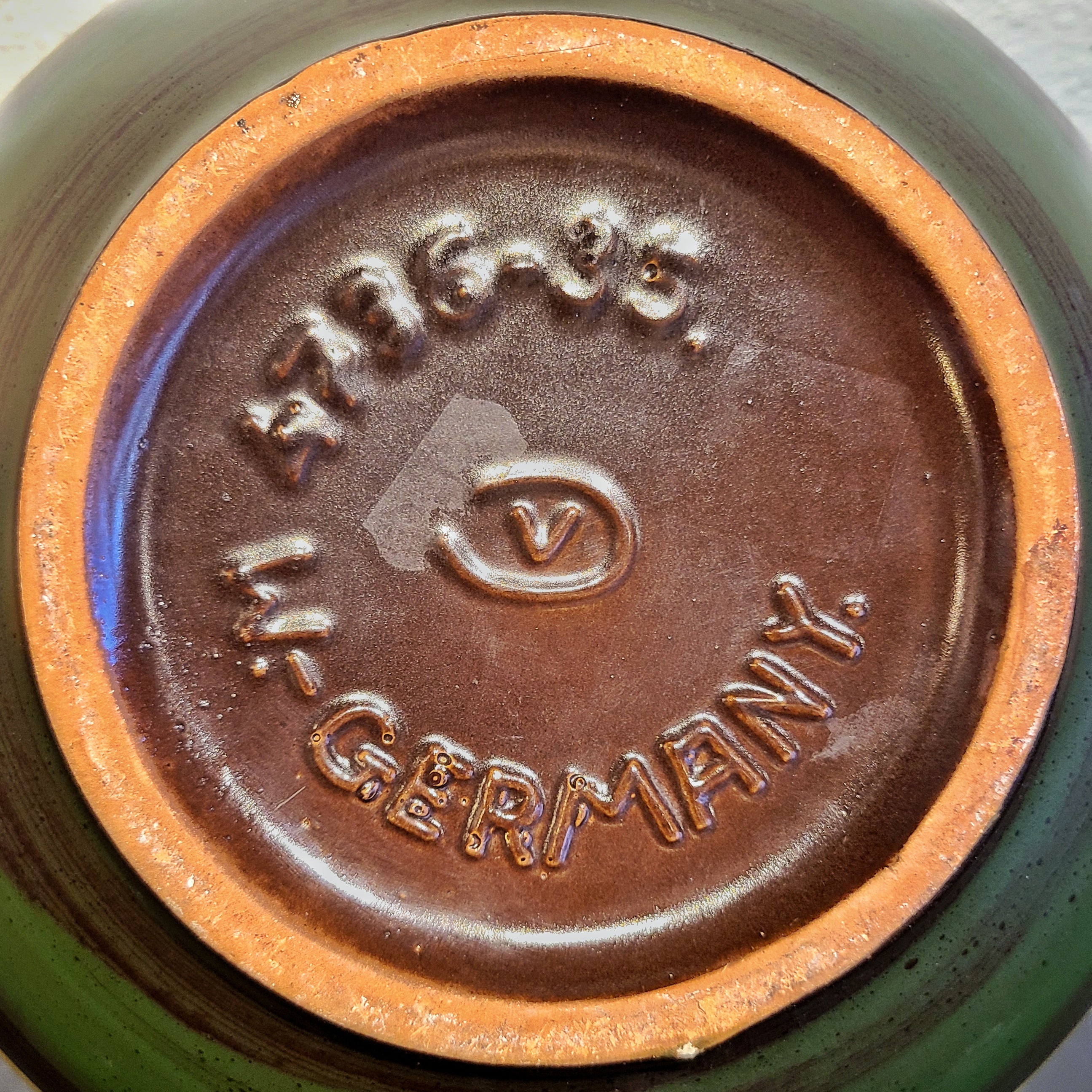 LARGE FRITZ VAN DAALEN JUG VASE MODEL Nr. 4736/35