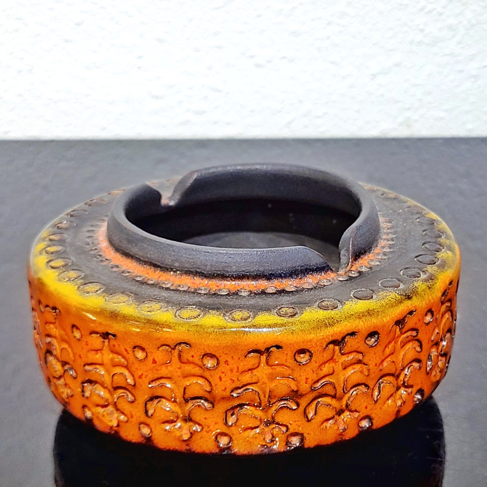 ALDO LONDI ‘GENOVESE’ DÉCOR ASHTRAY FOR BITOSSI CERAMICHE