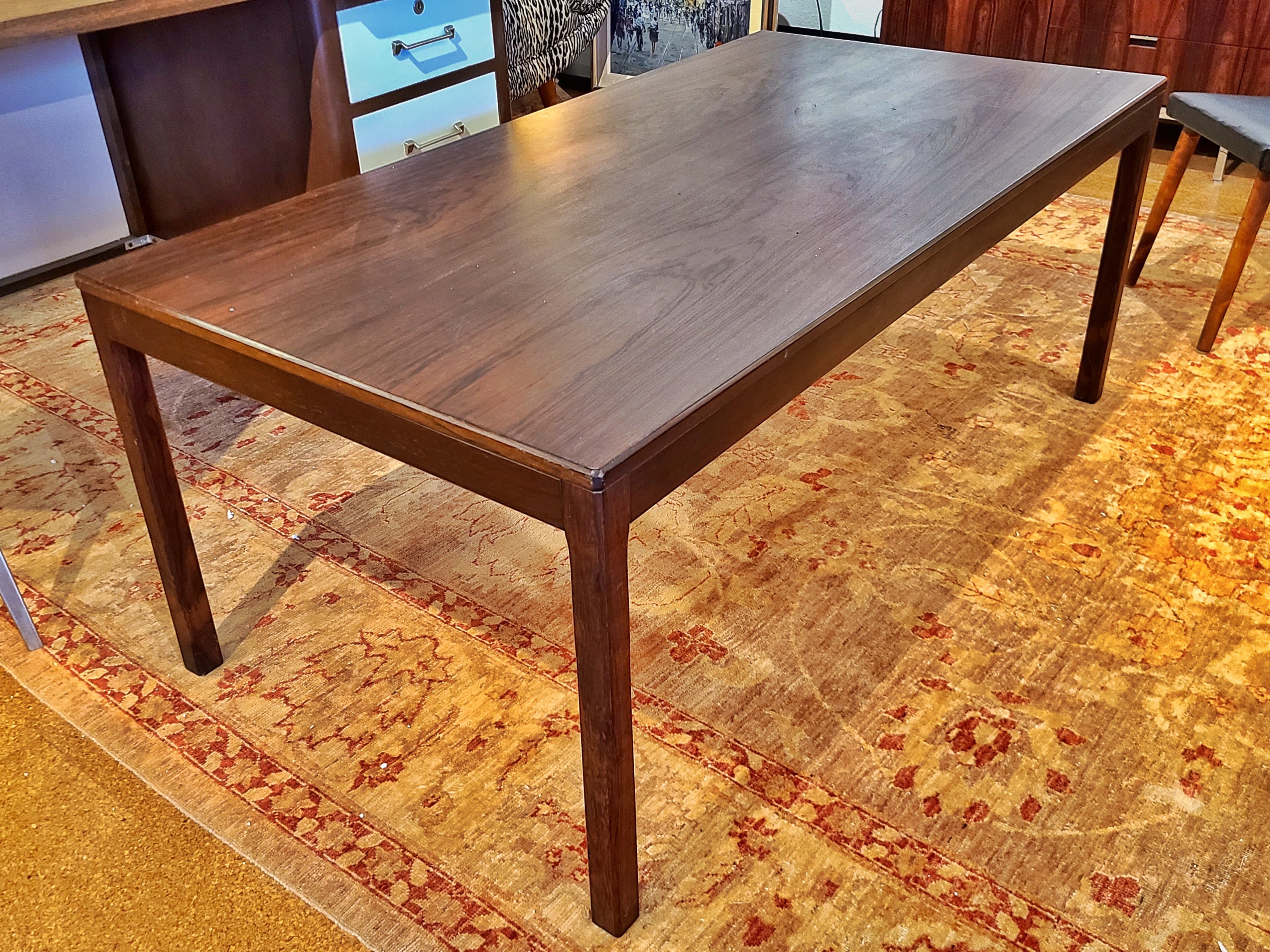 LARGE DANISH ROSEWOOD COCKTAIL TABLE