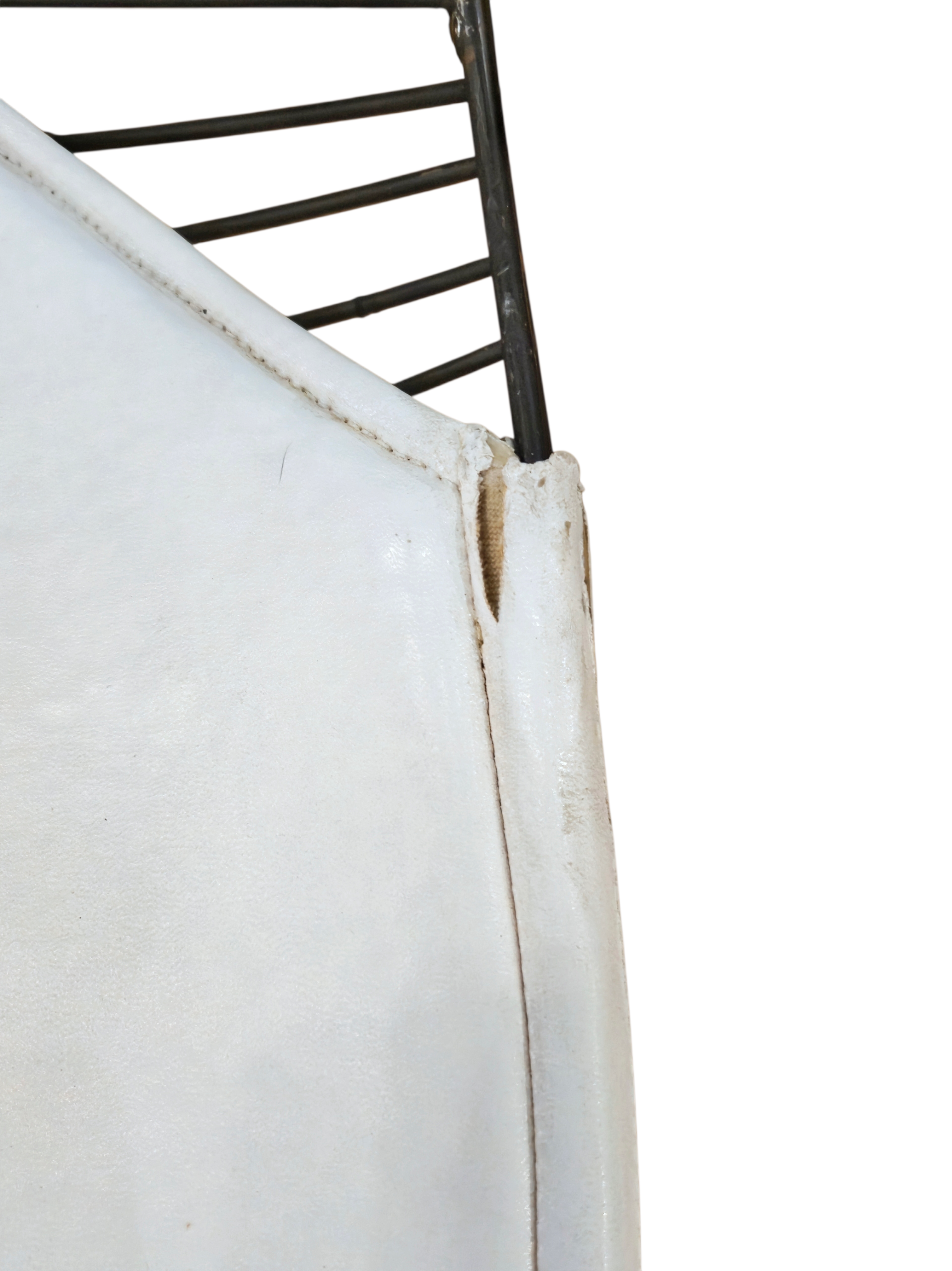 FIRST GENERATION EAMES DKX WIRE CHAIR WITH WHITE BIKINI PAD (1951-1954)