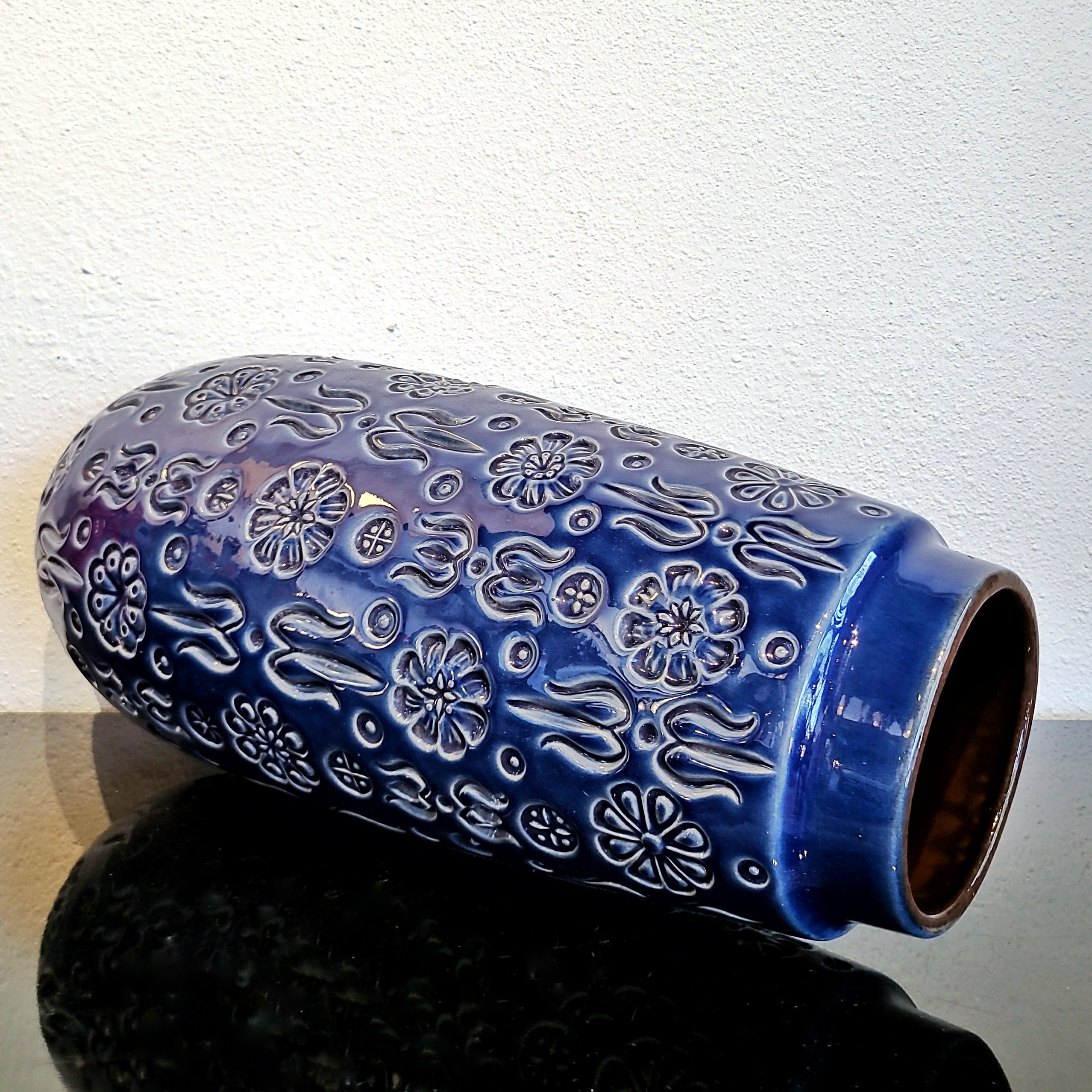 GIANT BLUE SCHEURICH ‘BERNINA’ VASE Nr. 265/52
