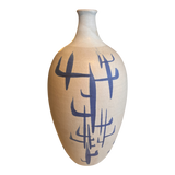 HAND-PAINTED BOTTLE VASE BY AHLSTROM POTTERY OF CALIFORNIA (1950s)