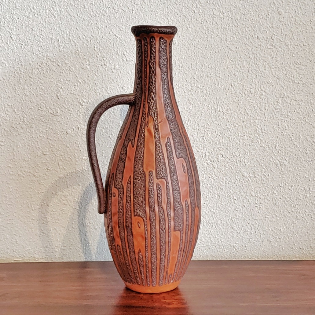 CARSTENS TÖNNIESHOF ‘ATELIER’ SERIES ‘BERLIN’ PITCHER VASE Nr. 202 (41 cm)