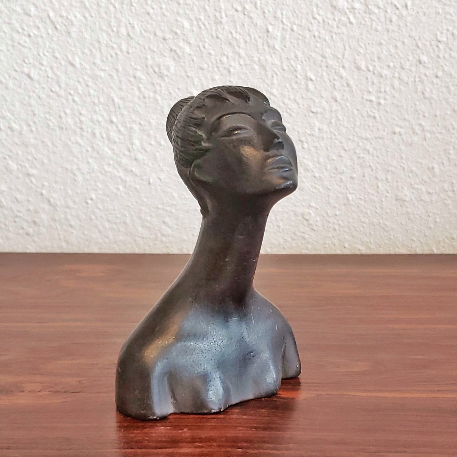 FEMALE BUCCHERO BUST BY CARLO ALBERTO ROSSI (c. 1940s)