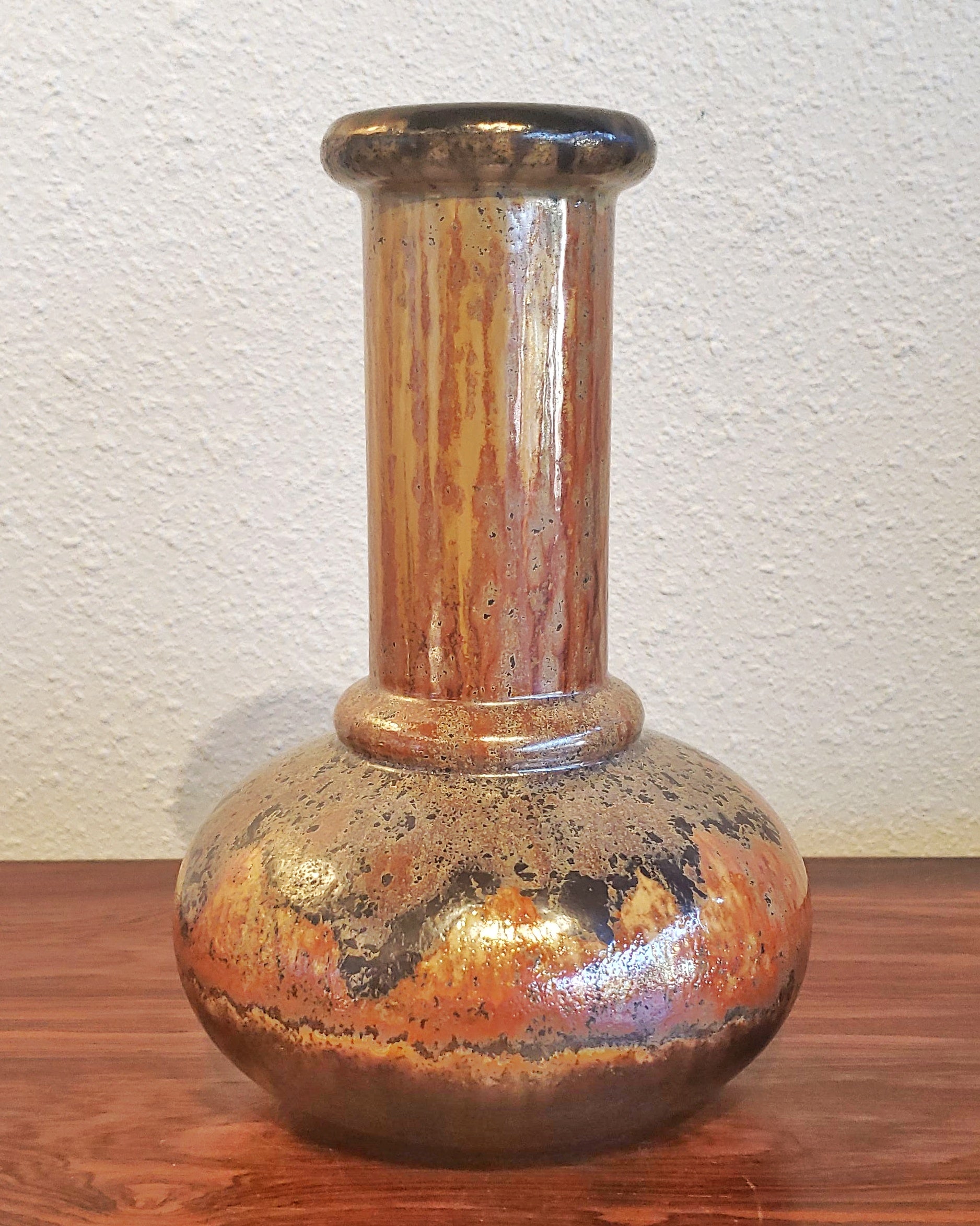 RENÉE NEUE IRIDESCENT LONG NECK VASE FOR HUTSCHENREUTHER