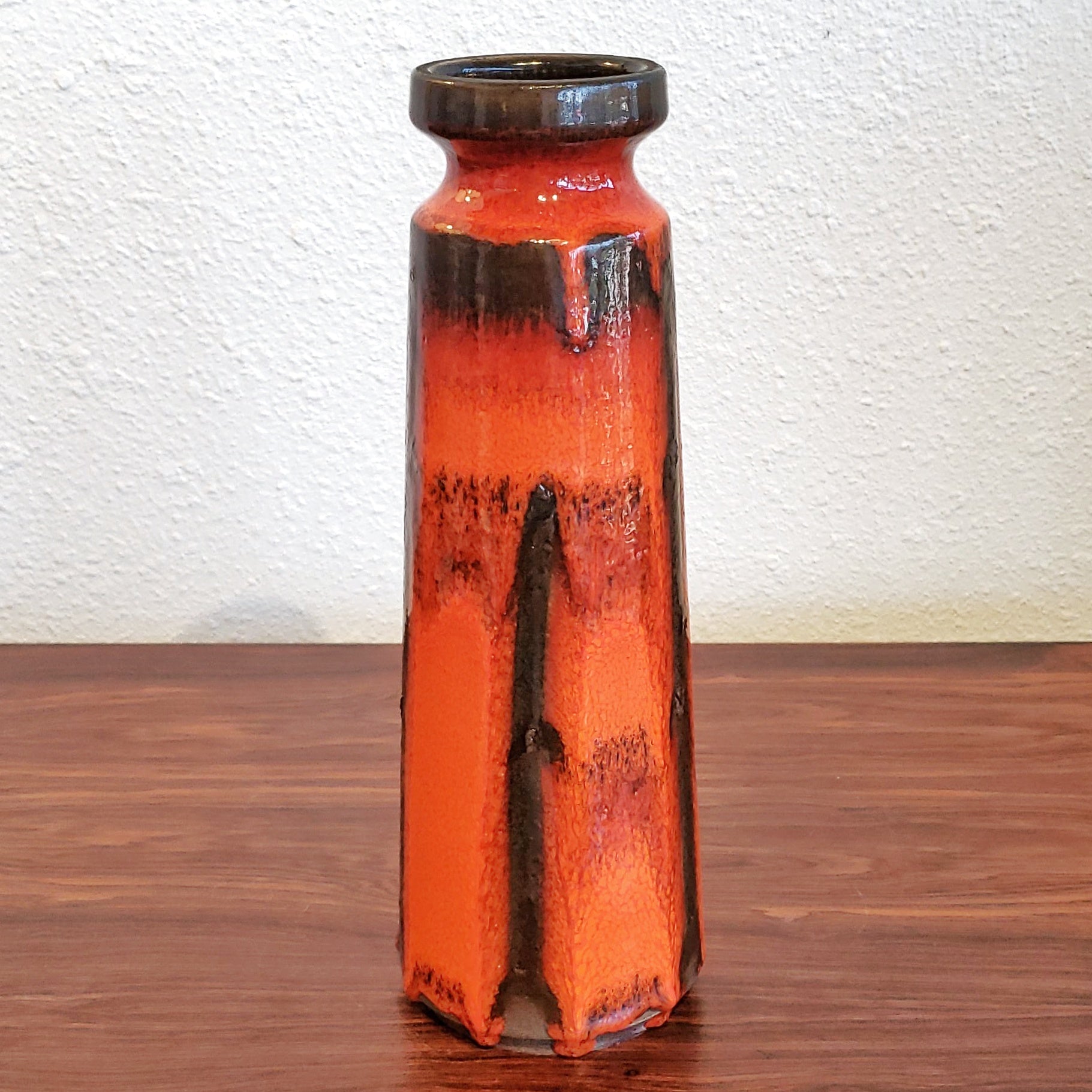 RUSCHA KERAMIK ORANGE AND BLACK ‘COSTA’ DÉCOR VASE Nr. 848/1