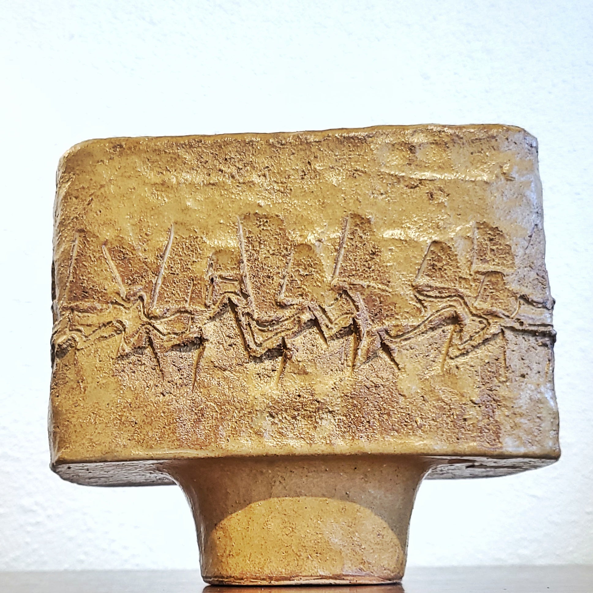 HANDMADE RECTANGULAR WABI-SABI STYLE IKEBANA VASE