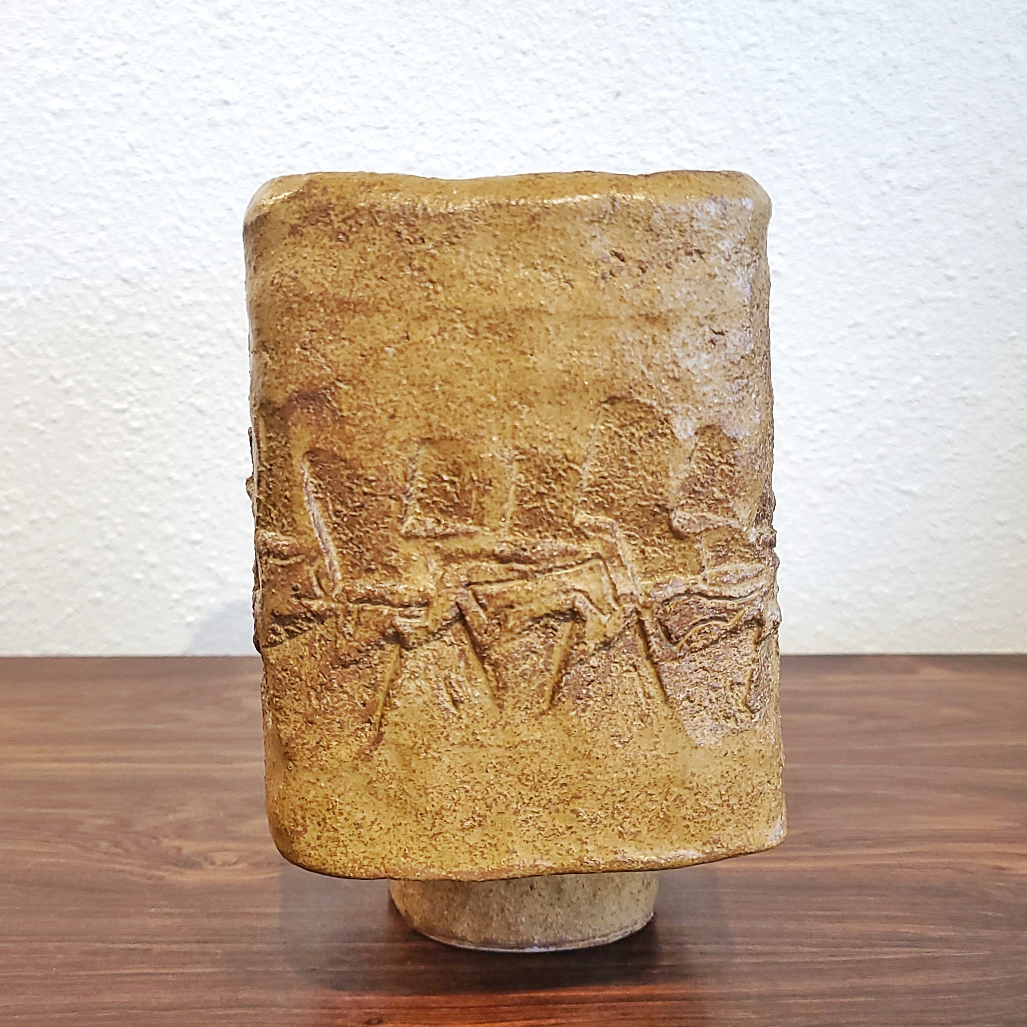 HANDMADE RECTANGULAR WABI-SABI STYLE IKEBANA VASE