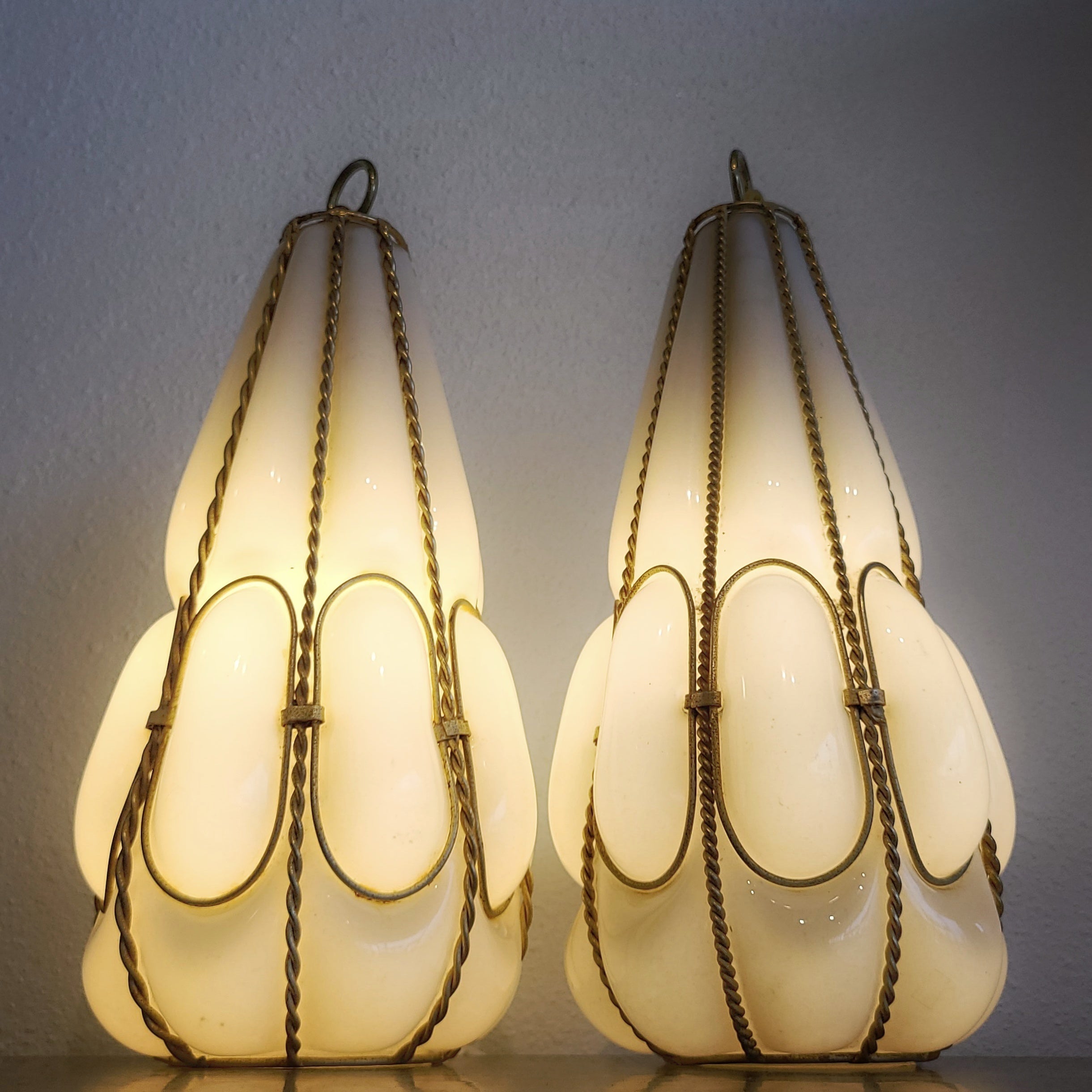ARCHIMEDE SEGUSO (ATTRIB.) CAGED MURANO GLASS LIGHT FIXTURES (PAIR)