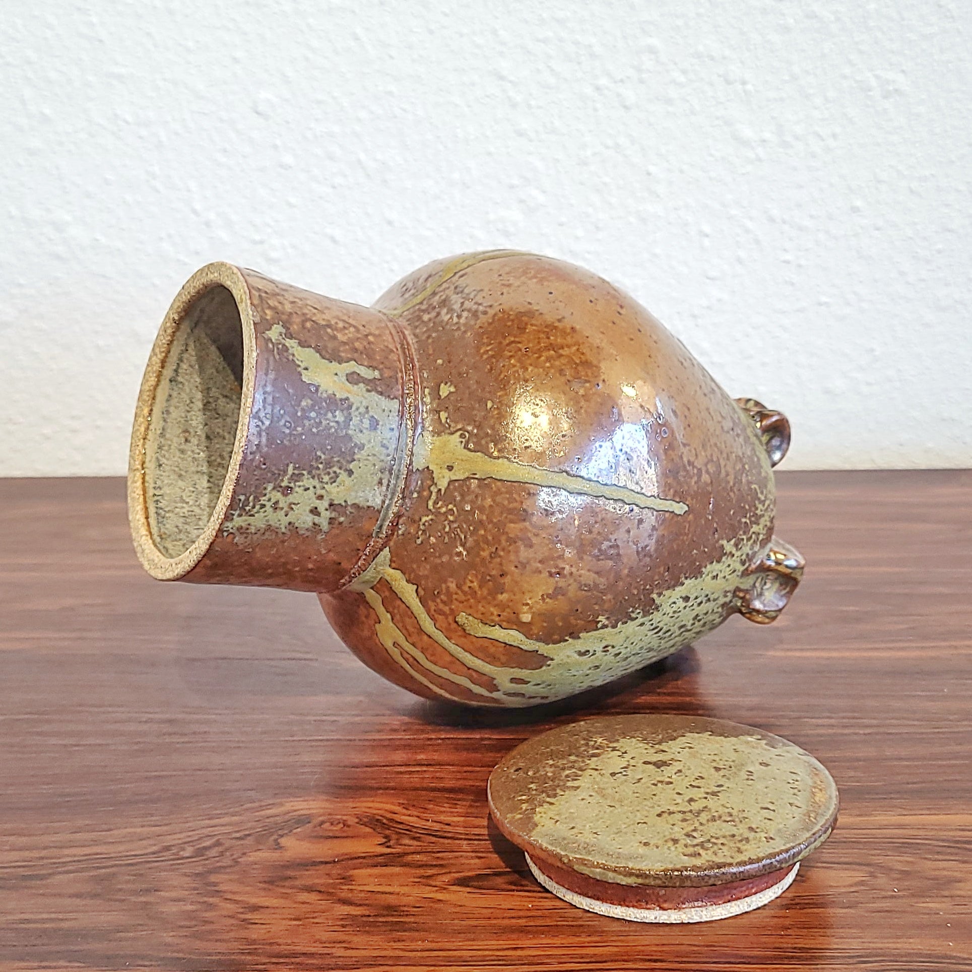 JAPANESE-STYLE STONEWARE URN FROM STUDIO POTTER TEL TURNBULL (FRANCE)