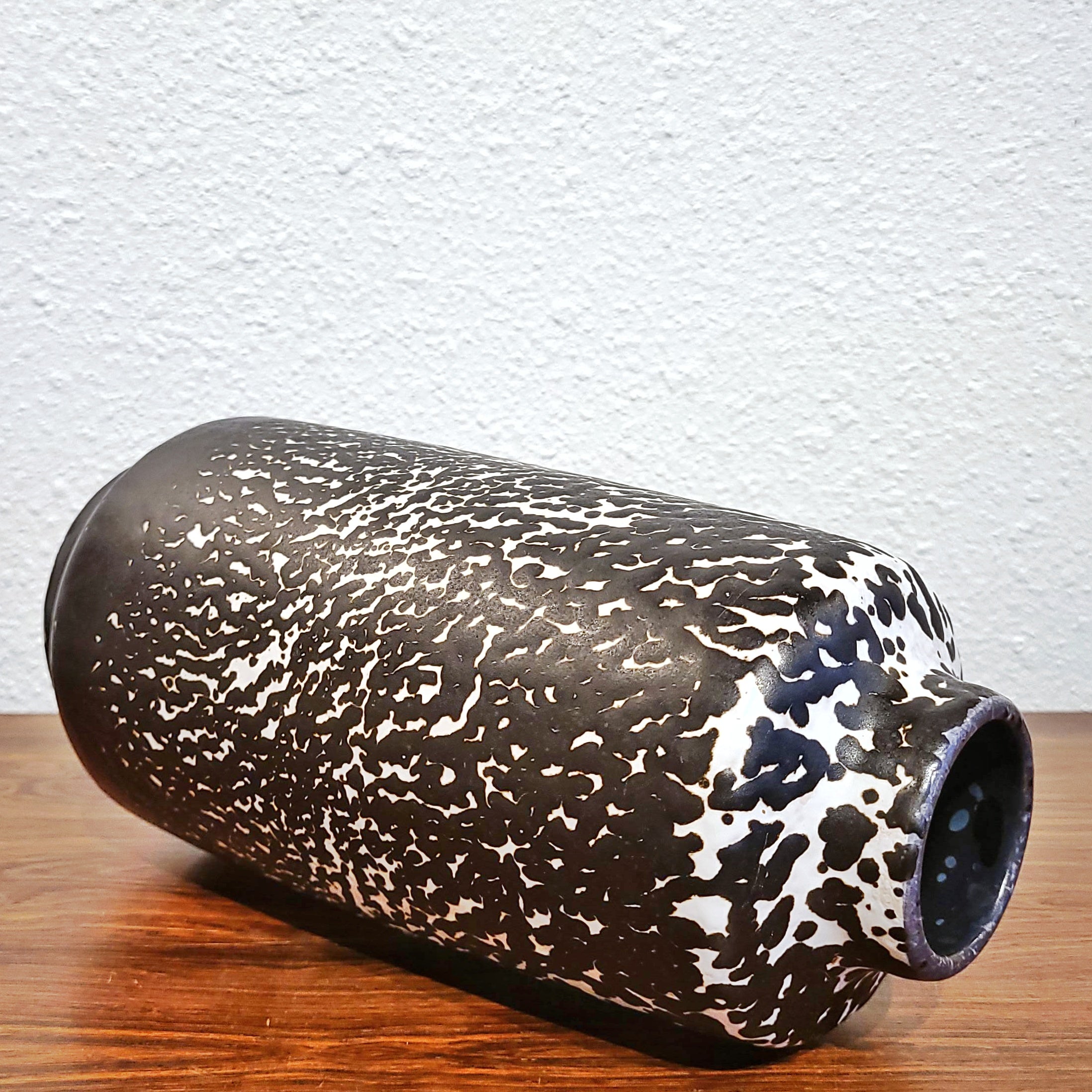 VEB HALDENSLEBEN SPECKLED VASE Nr. 3045 A (GDR)