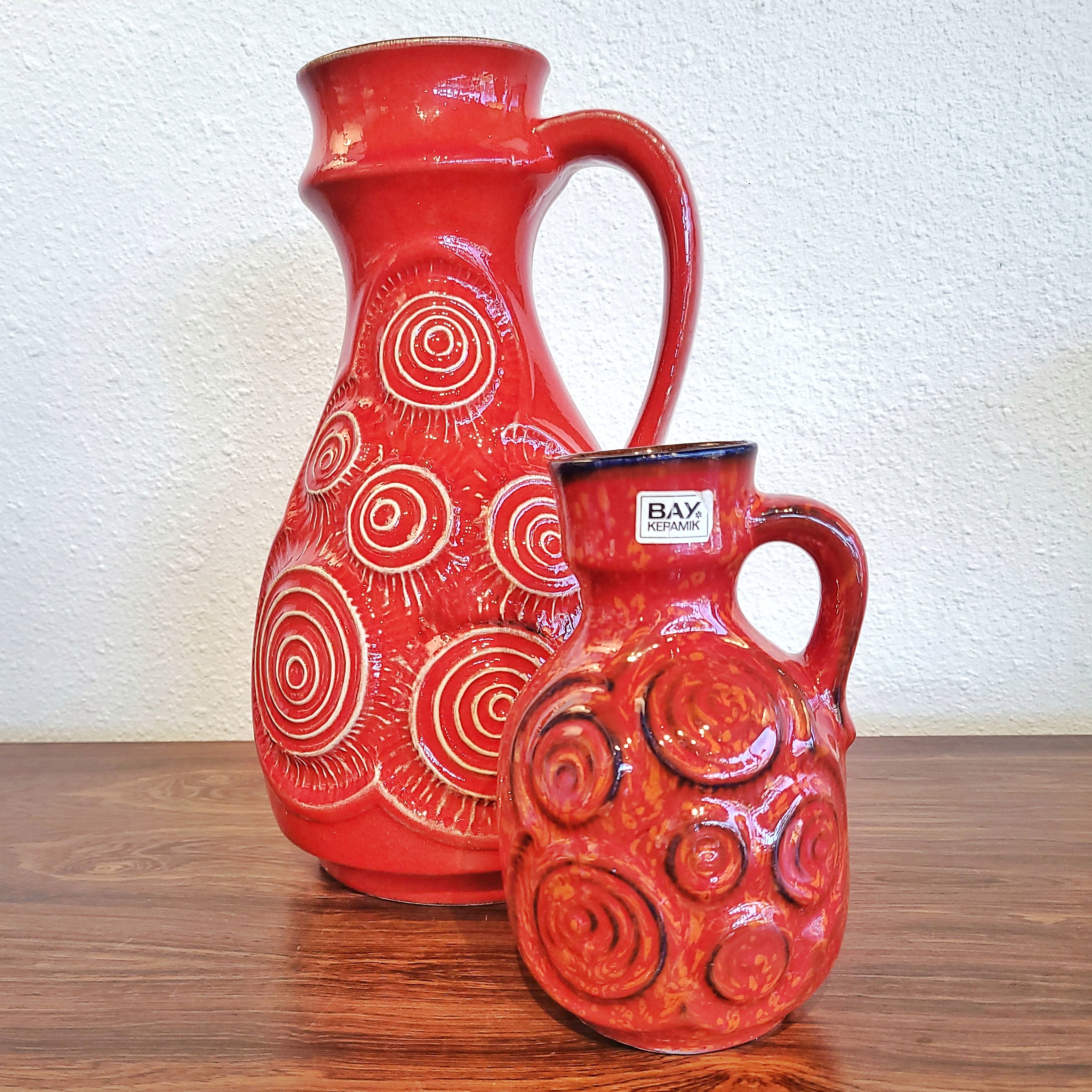 BAY KERAMIK RELIEF DÉCOR ‘TÖPFERMEISTER’ SERIES VASE Nr. 85/30