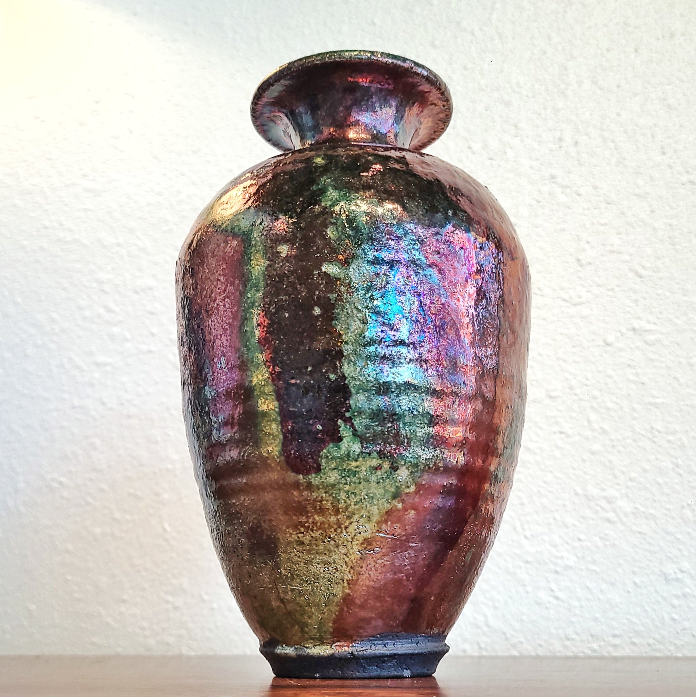 SIGNED IRIDESCENT RAKU-FIRED VASE (NOT WATERTIGHT)