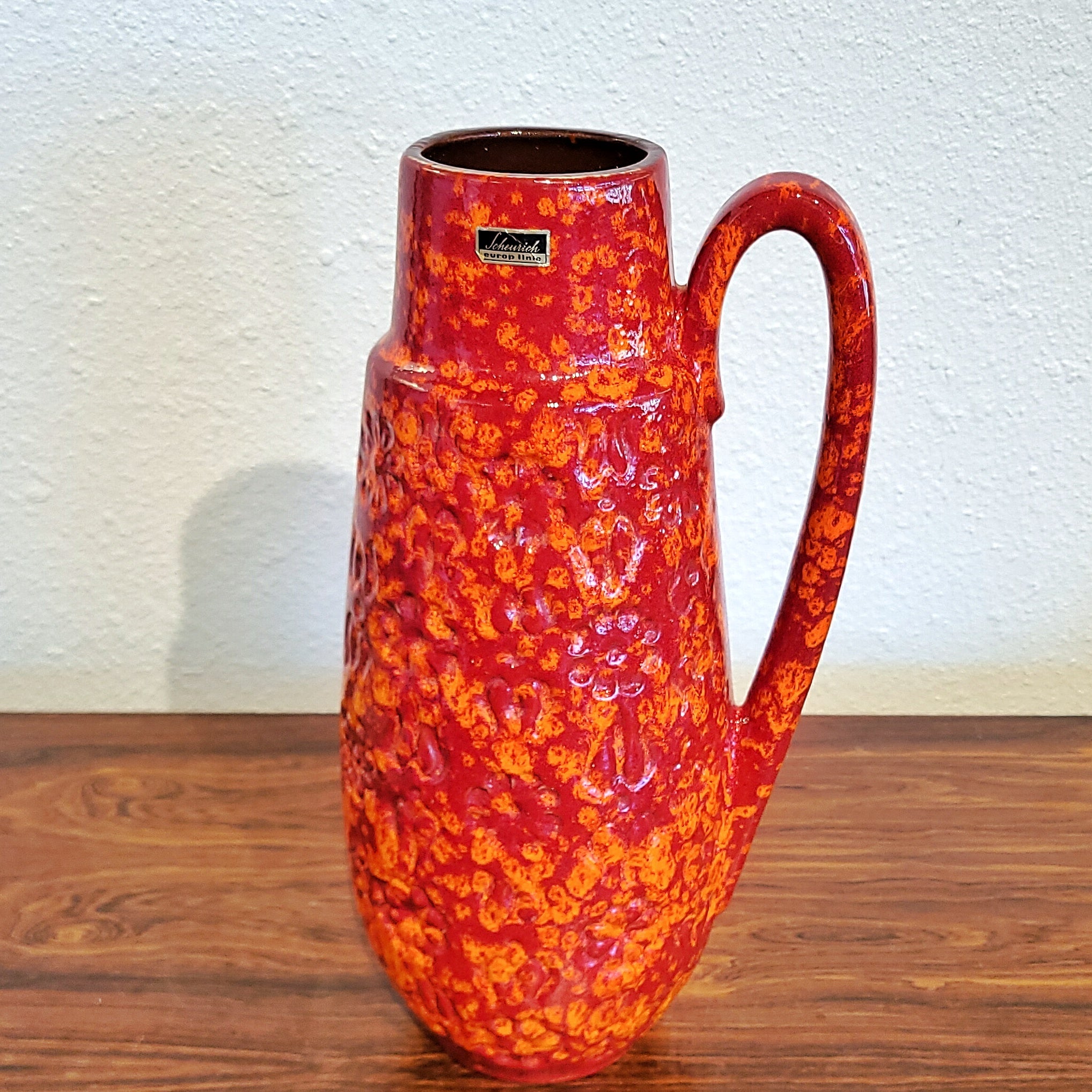 TALL SCHEURICH ‘BERNINA’ PITCHER VASE Nr. 424/34