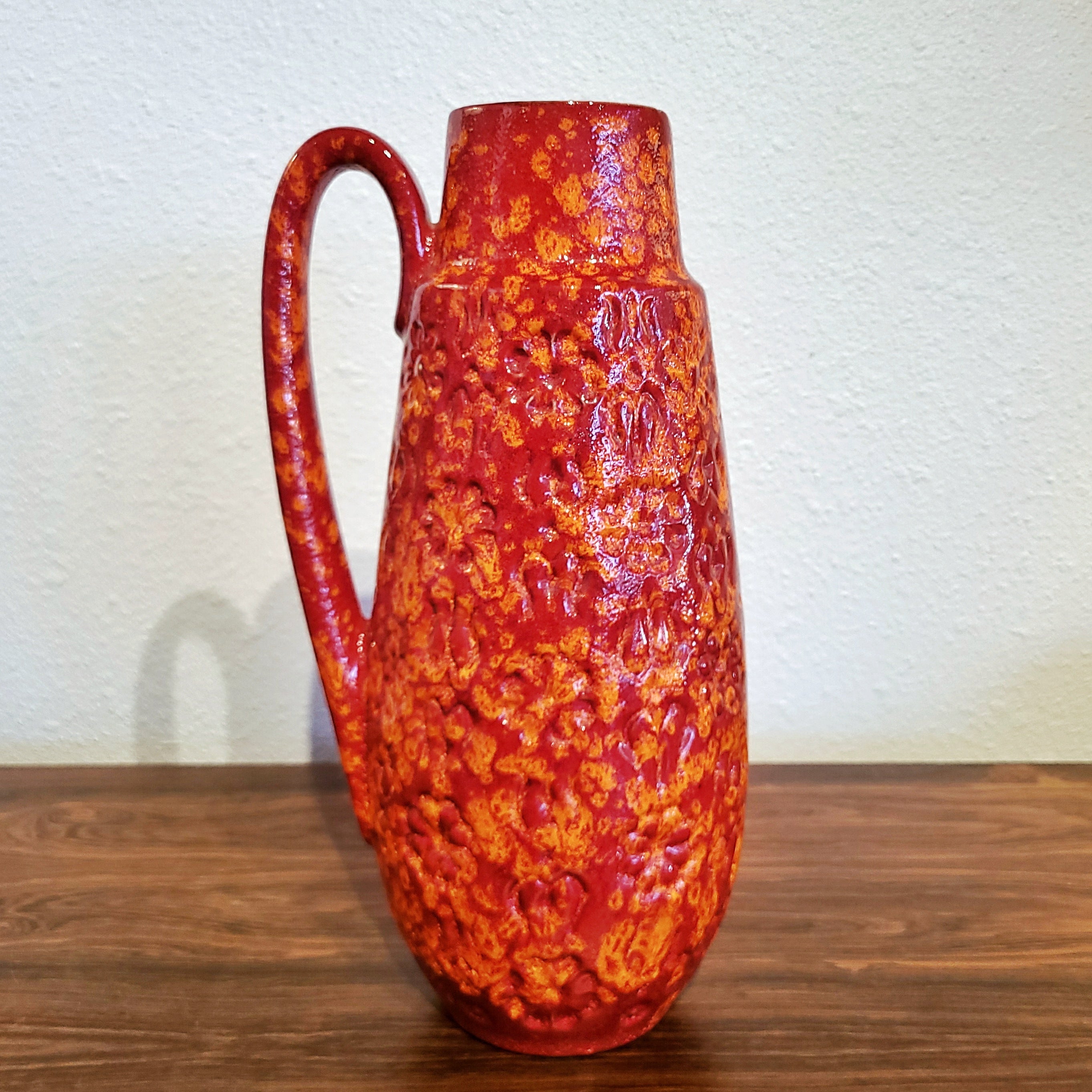 TALL SCHEURICH ‘BERNINA’ PITCHER VASE Nr. 424/34