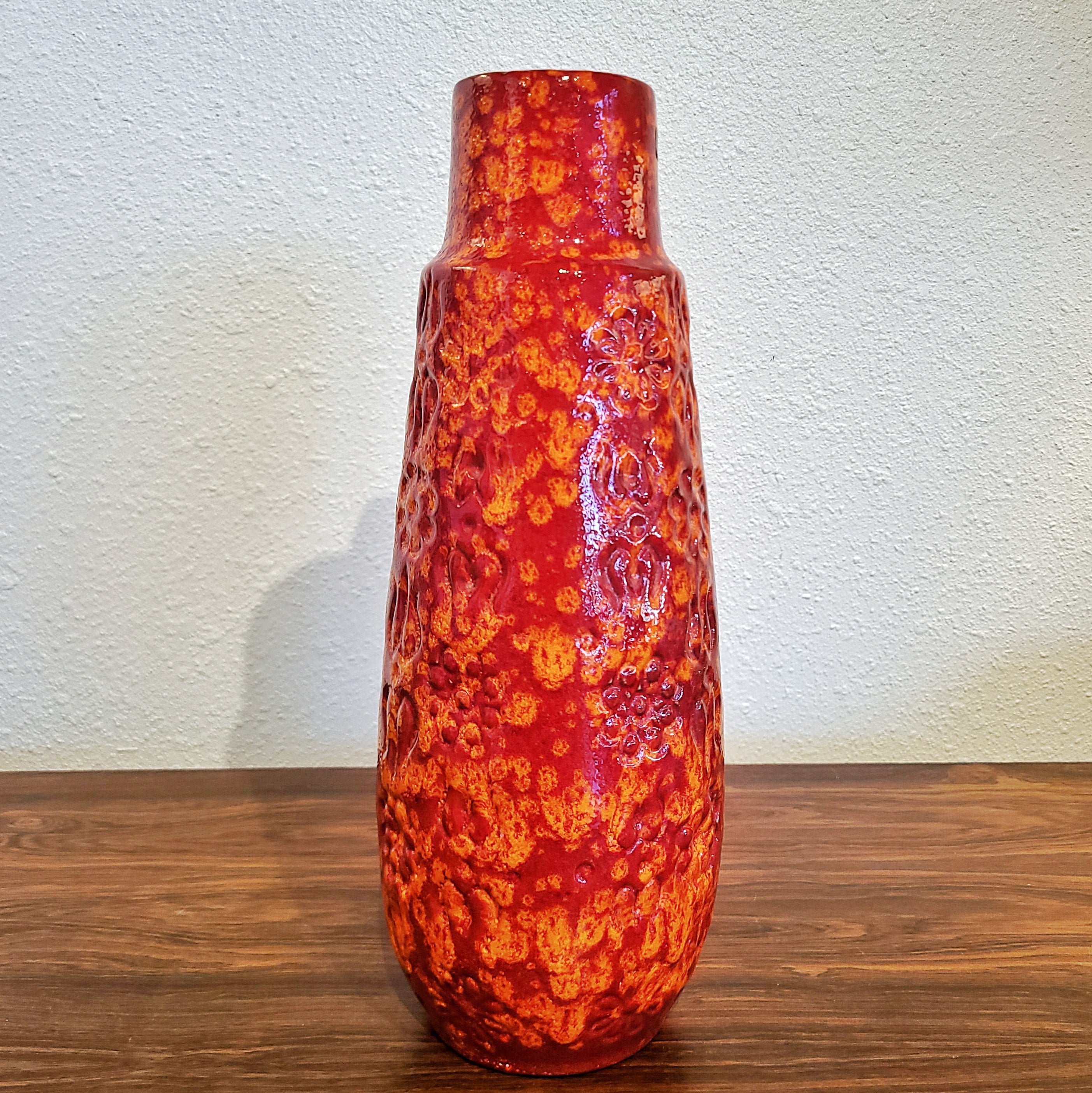 TALL SCHEURICH ‘BERNINA’ PITCHER VASE Nr. 424/34