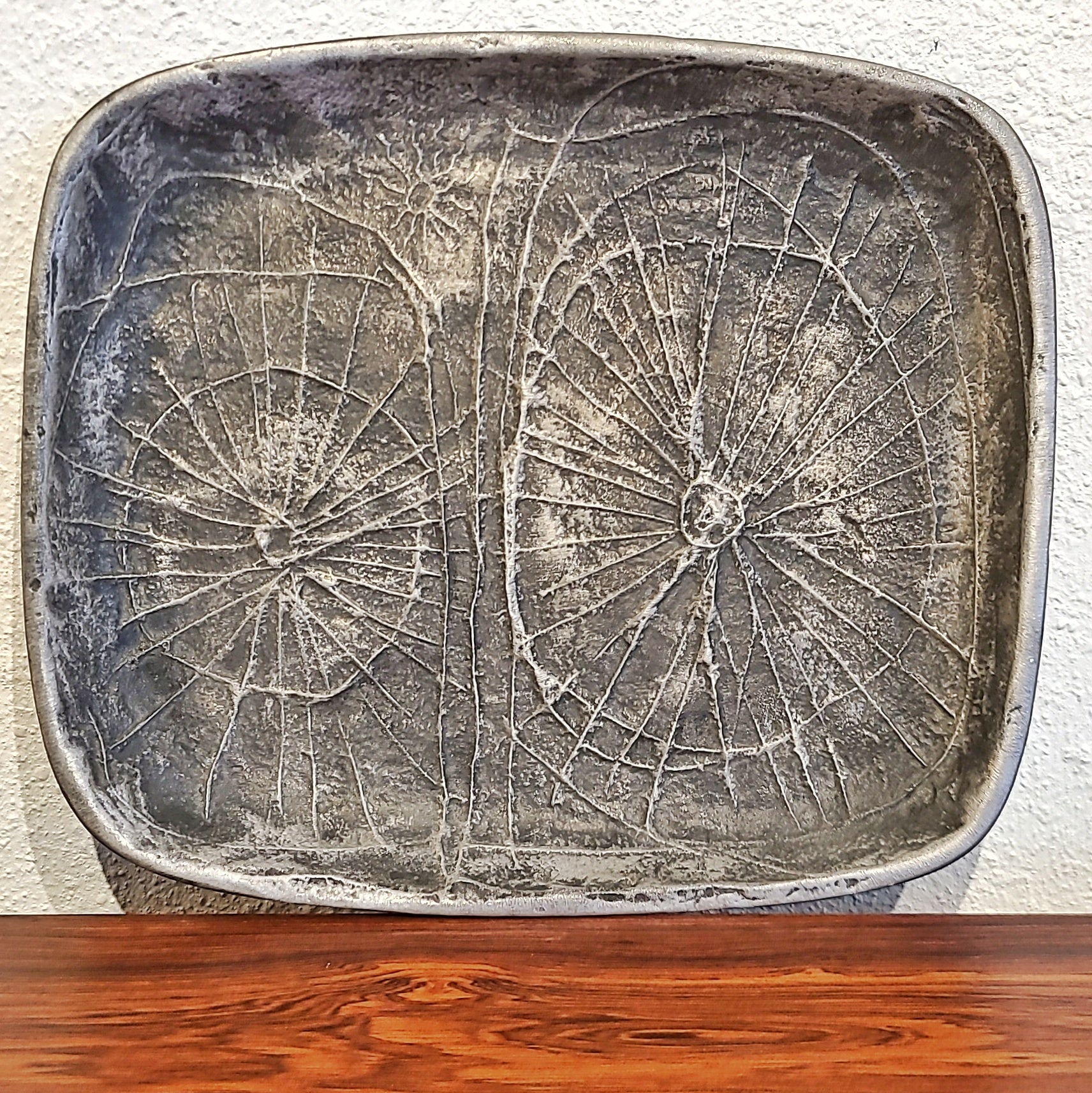 ABSTRACT SAND-CAST ALUMINUM PLATTER BY DONALD DRUMM