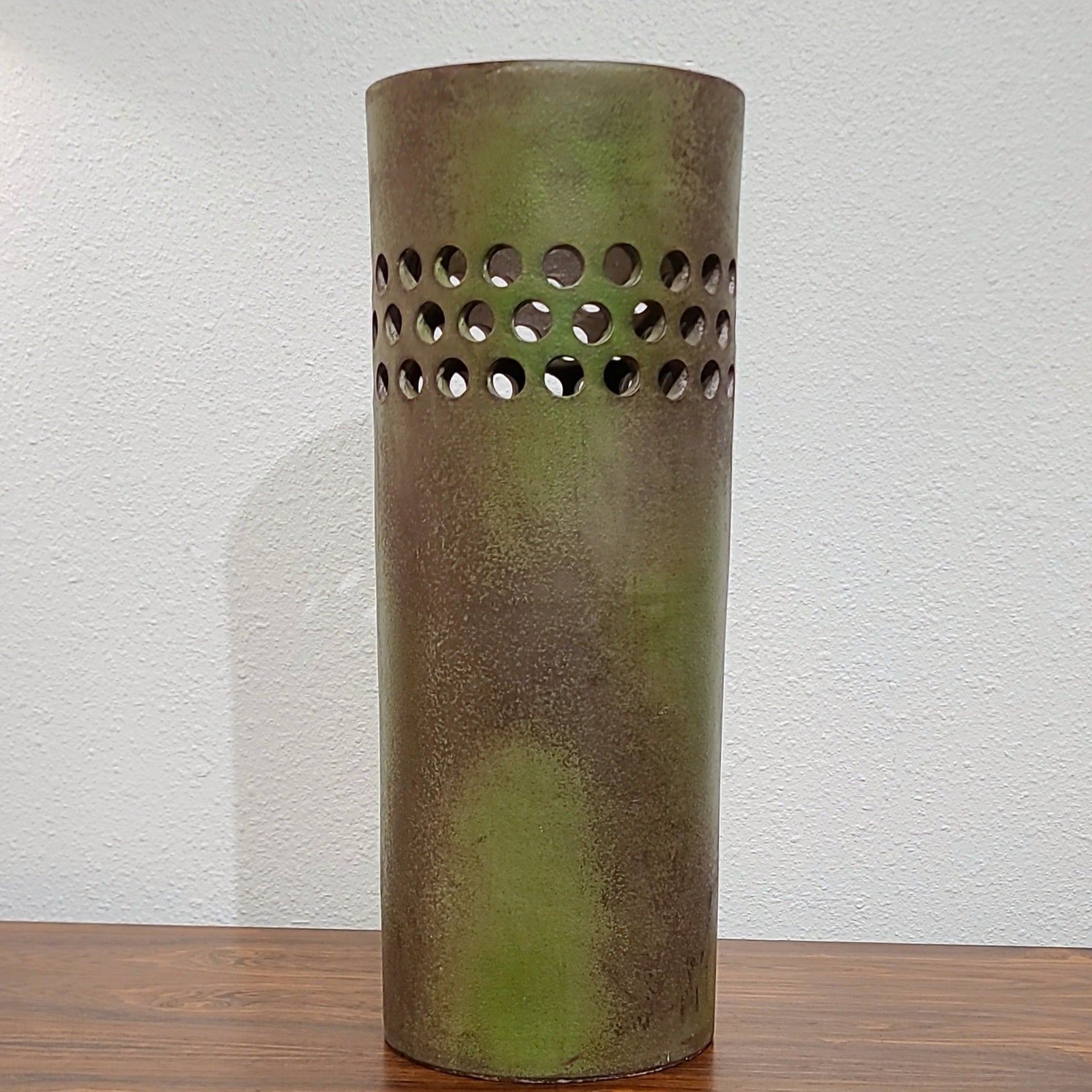 LARGE BITOSSI ‘ETRUSCAN’ DÉCOR CYLINDER FLOOR VASE/UMBRELLA STAND