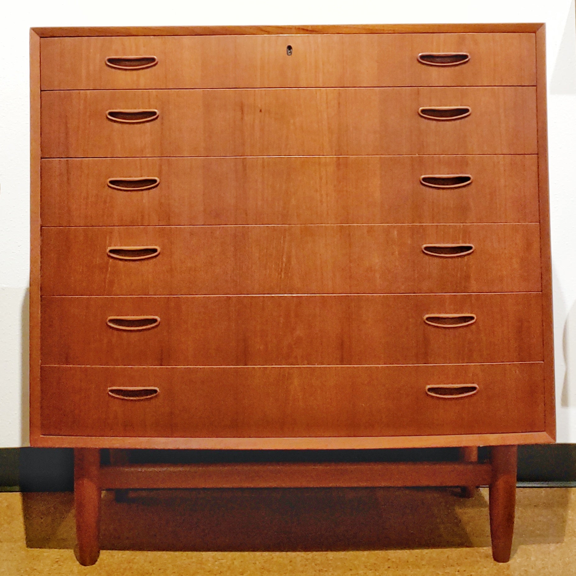 BOW-FRONT CHEST OF DRAWERS